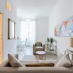West Park With Parking By Solutions Apartment Como