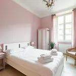 West Park With Parking By Solutions Apartment *
