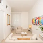 Apartment West Park With Parking By Solutions Como